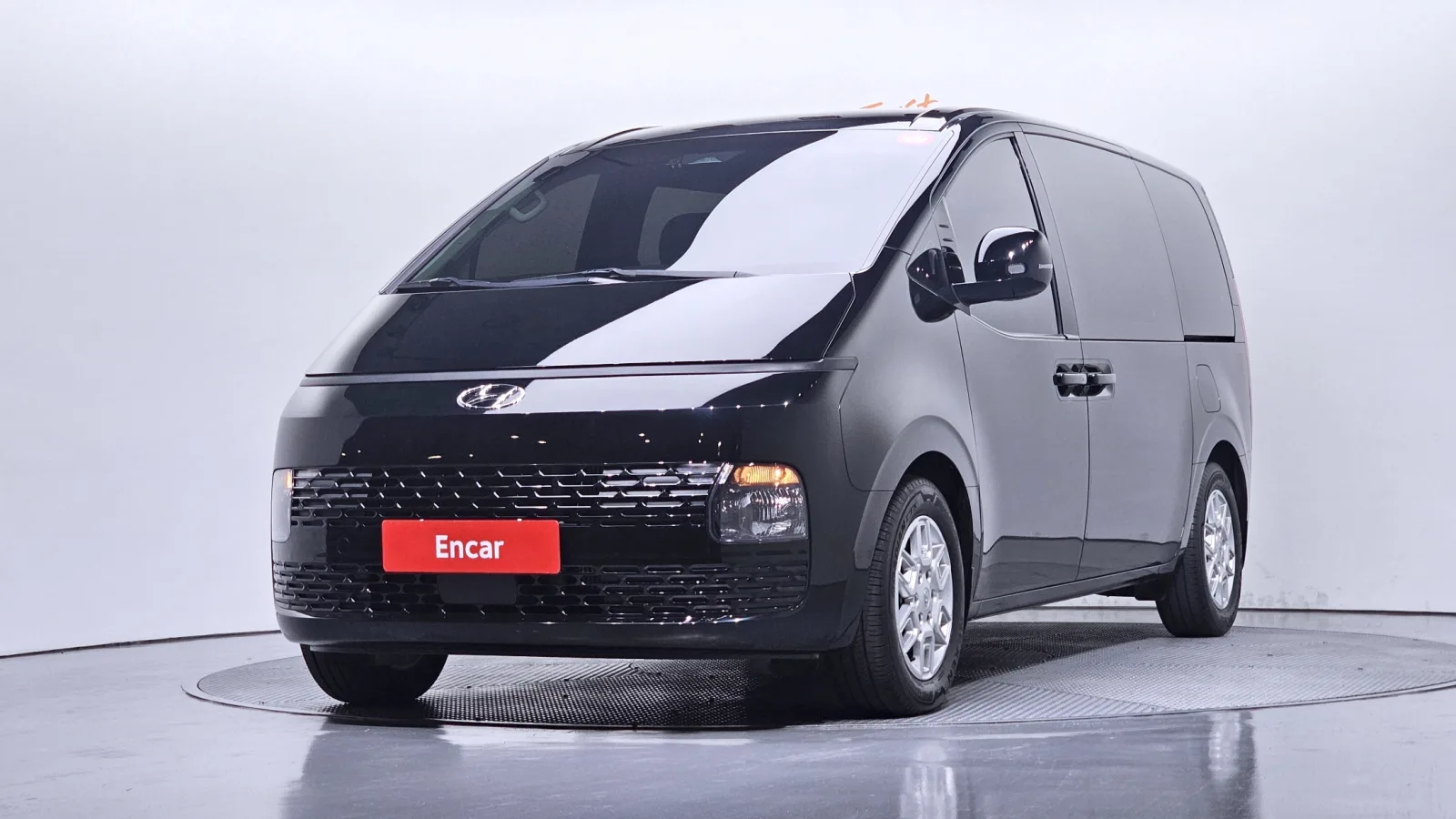 2022 Hyundai Staria