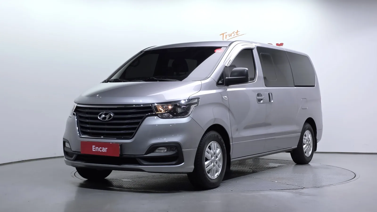 2021 Hyundai Starex