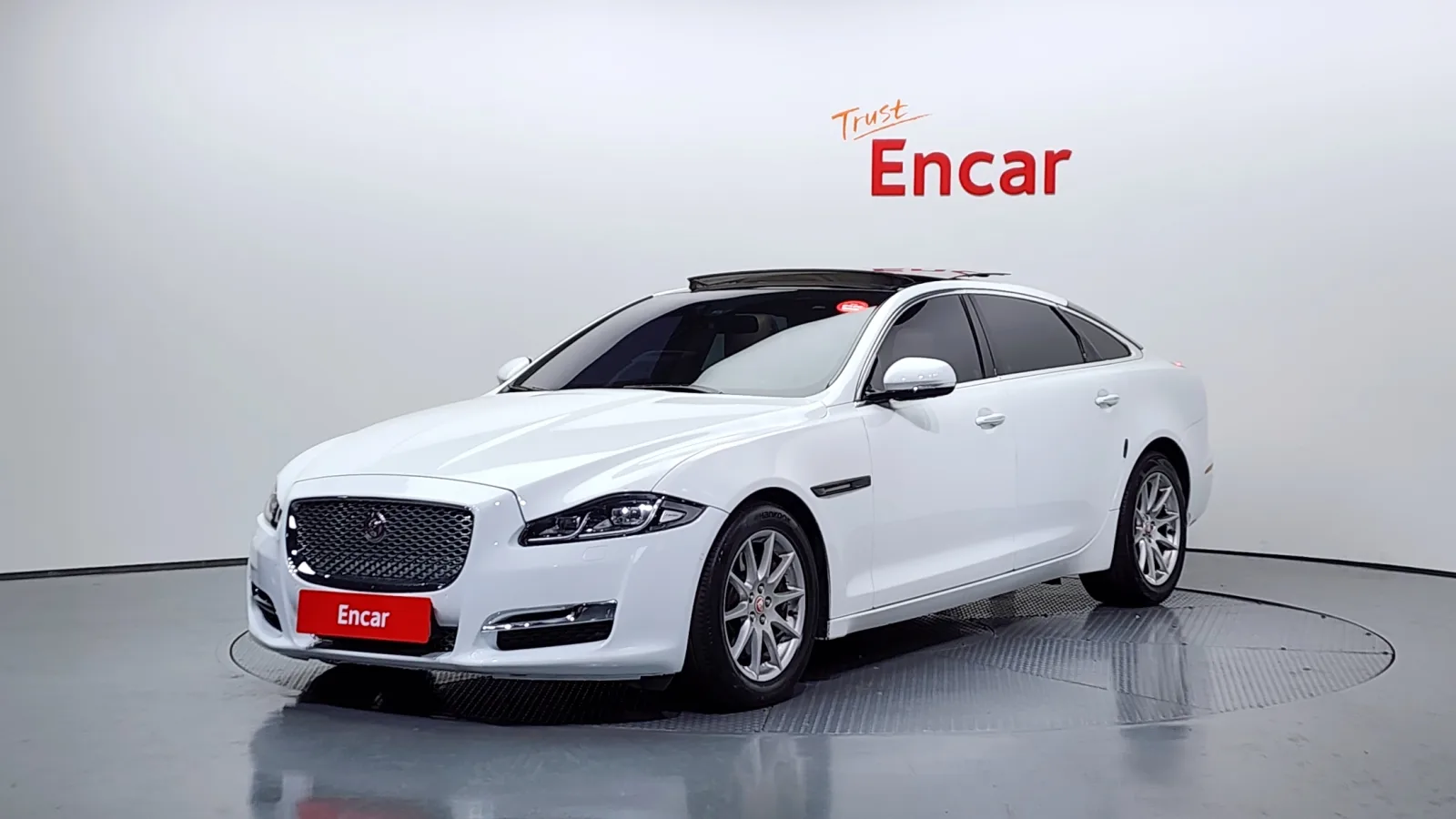 2013 Jaguar XJ