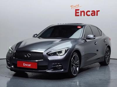 2015 Infiniti Q50