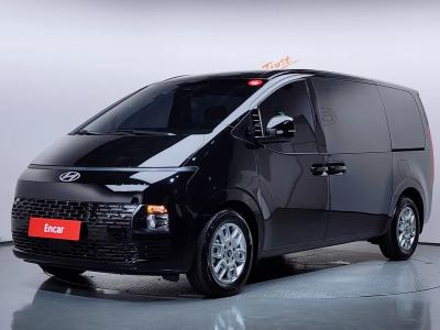 2025 Hyundai Staria