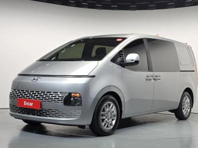 2022 Hyundai Staria