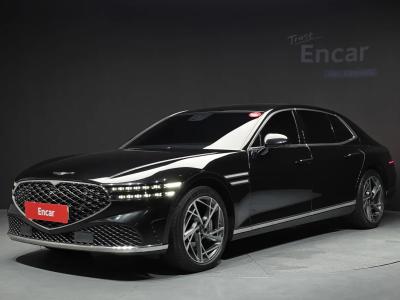 2022 Genesis G90
