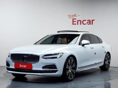 2021 Volvo S90