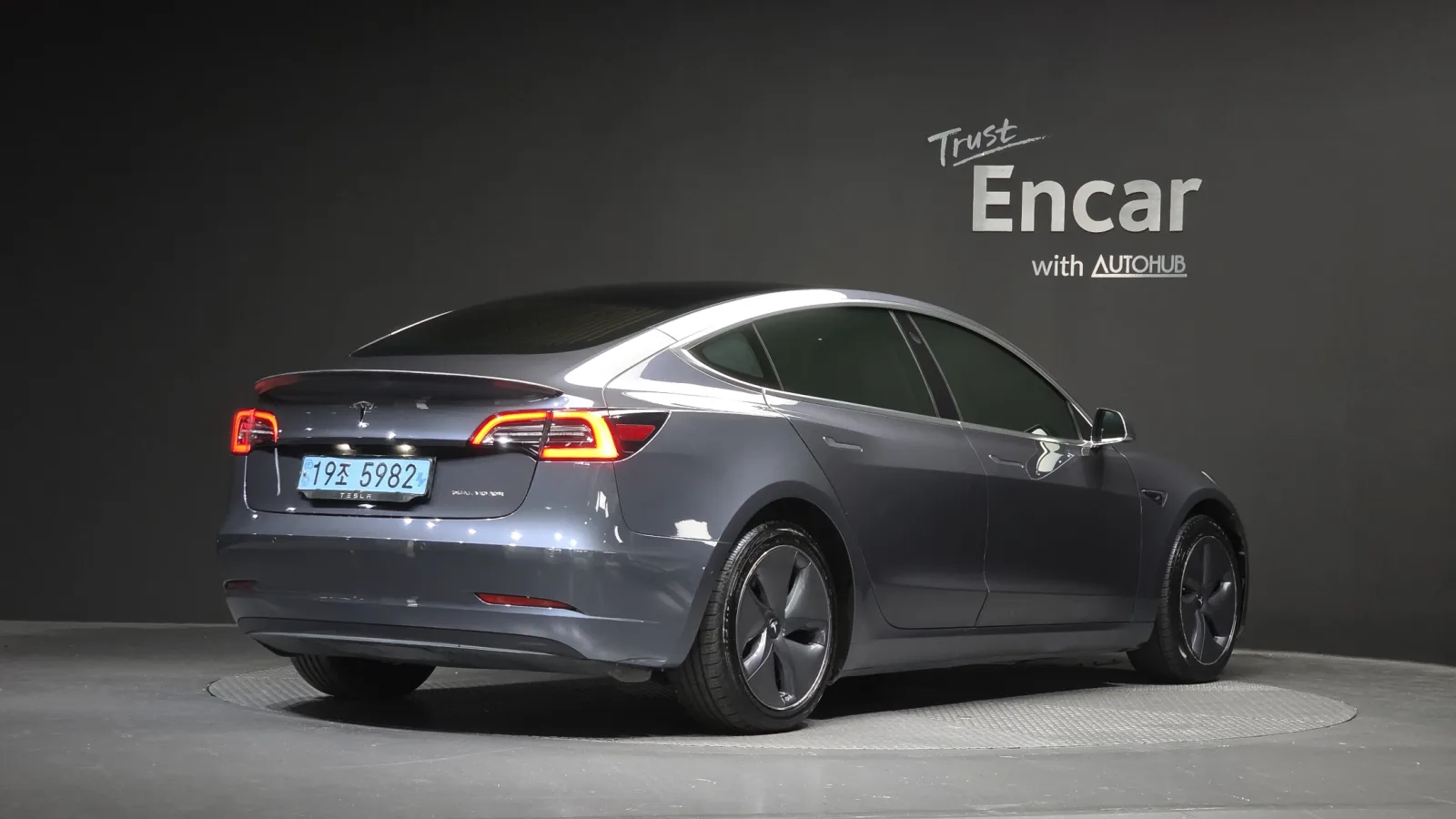2020 Tesla Model 3