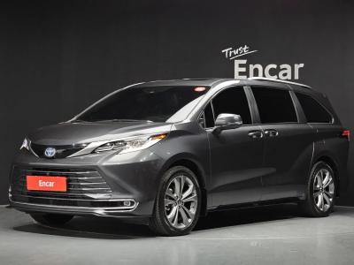 2025 Toyota Sienna