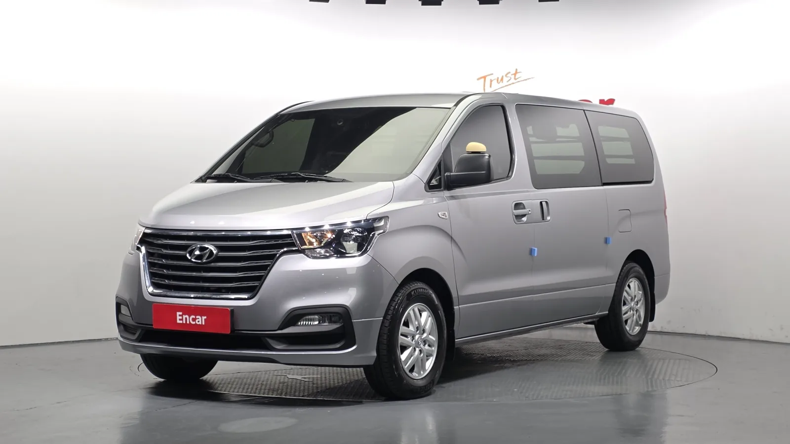 2021 Hyundai Starex