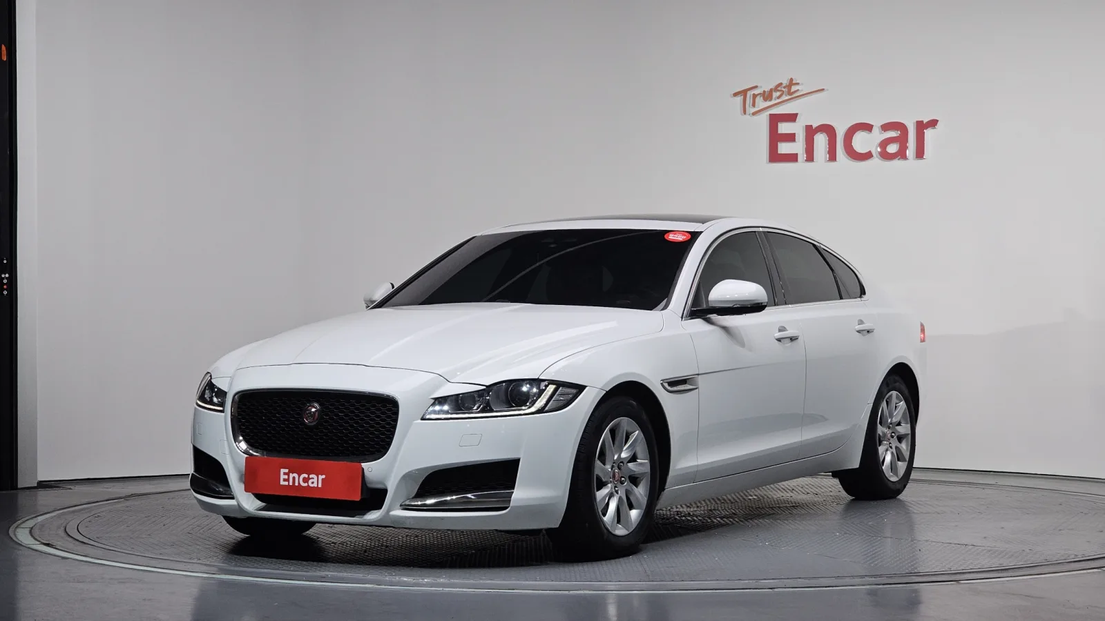 2016 Jaguar XF