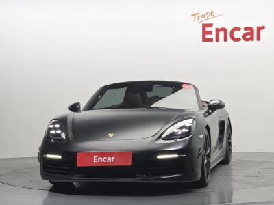 2017 Porsche 718