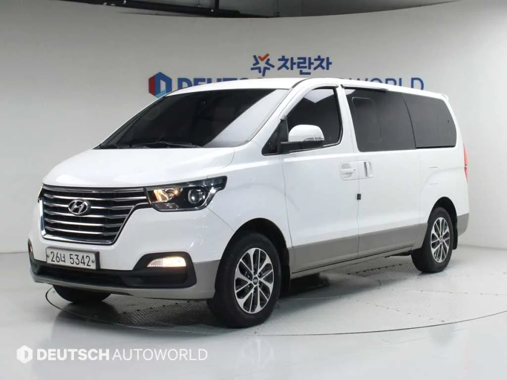 2018 Hyundai Starex