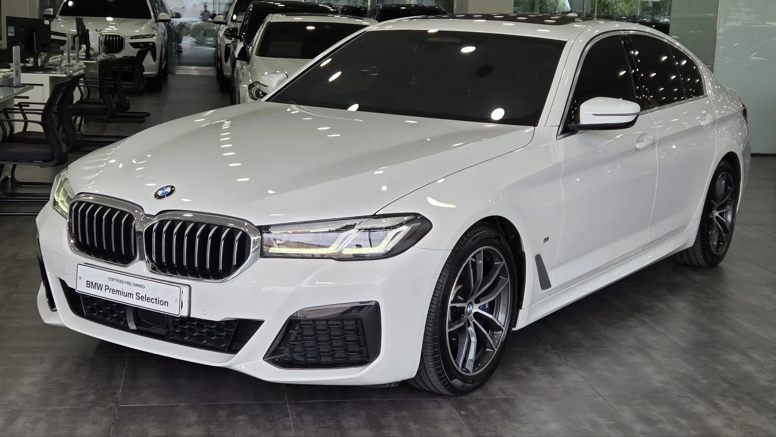 2023 BMW 5-Series