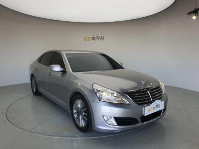 2014 Hyundai Equus