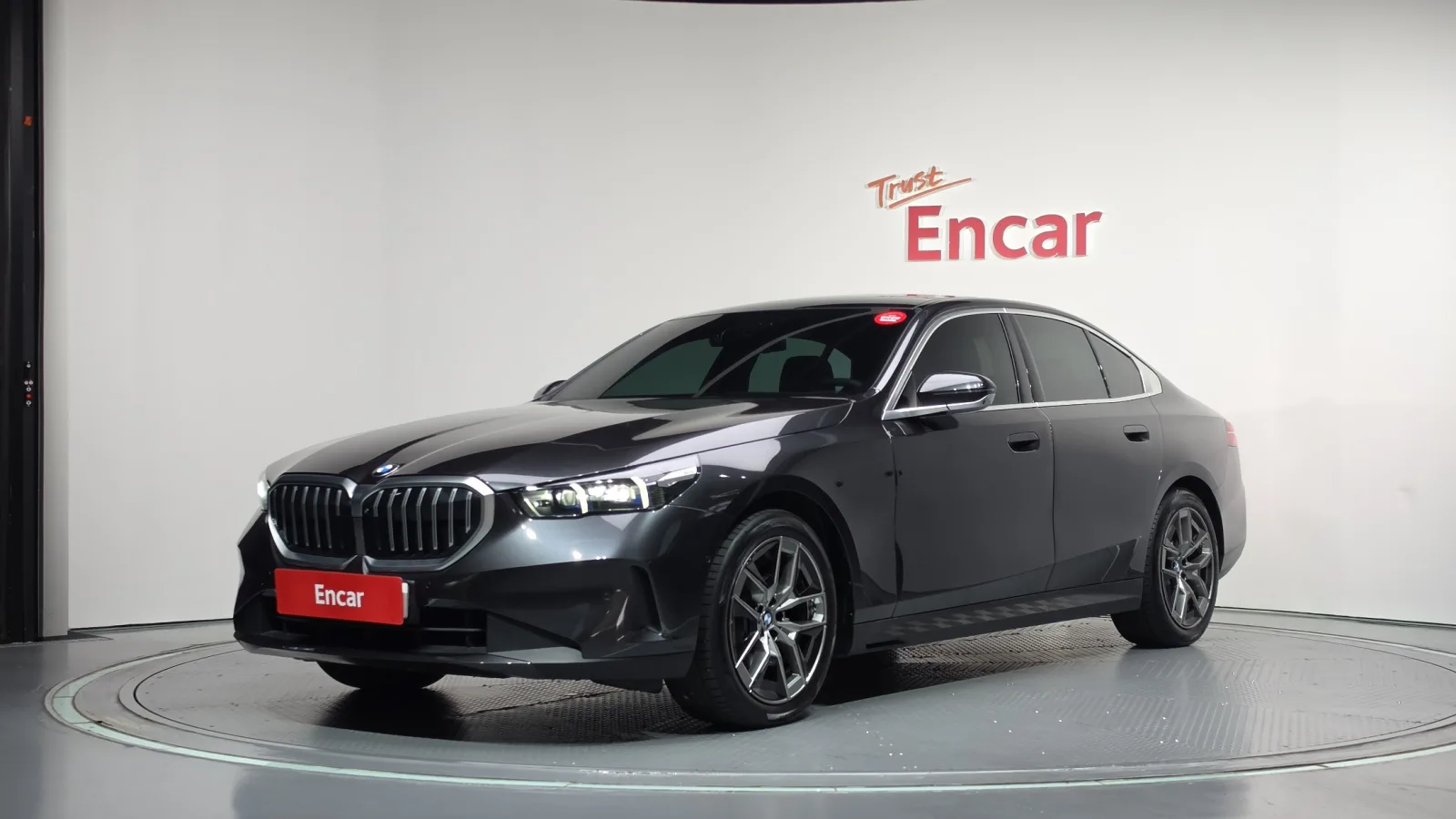 2025 BMW 5-Series