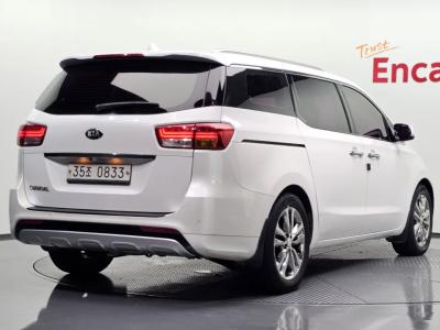 2016 Kia Carnival