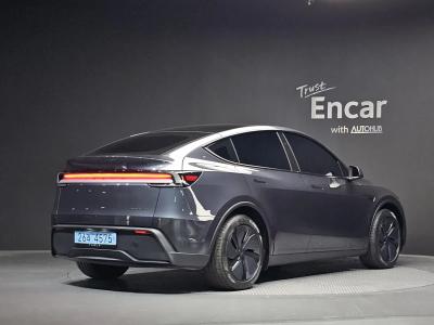 2026 Tesla Model Y