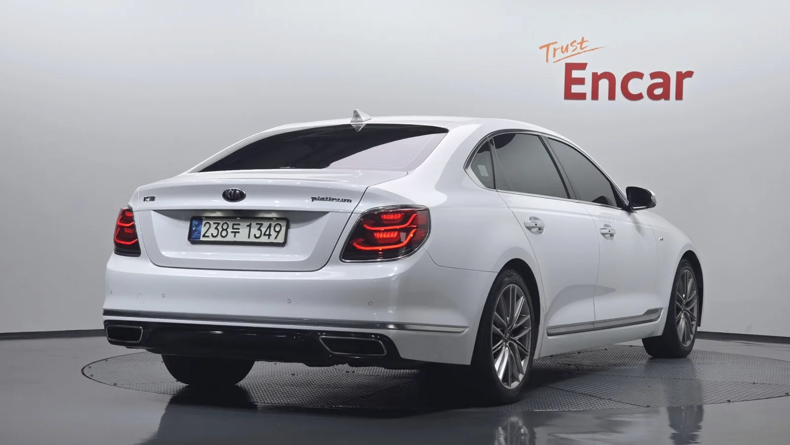 2020 Kia K9