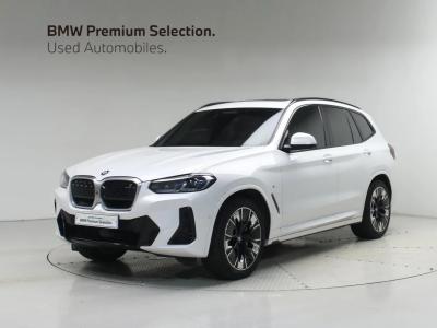2023 BMW iX3