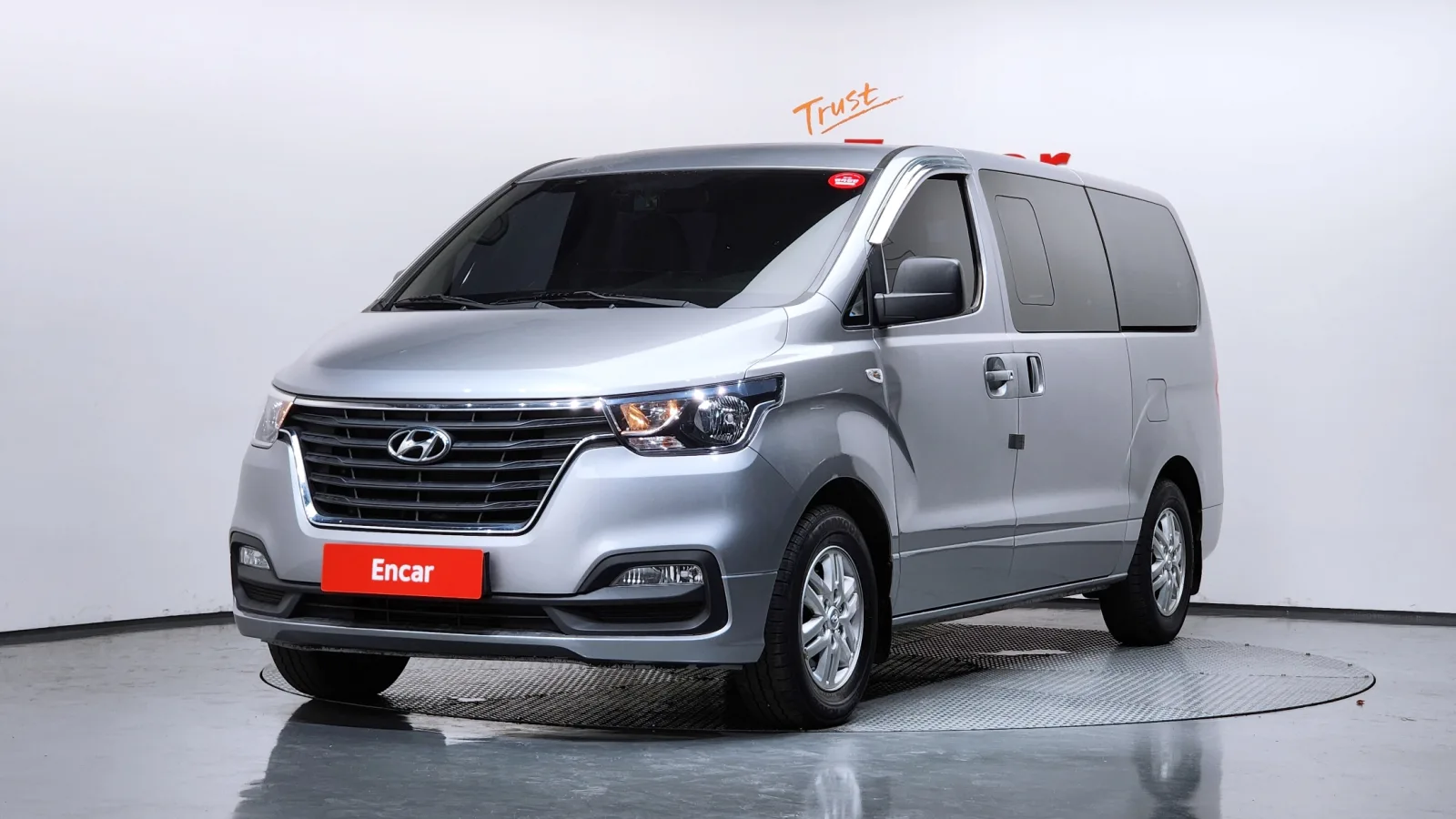2018 Hyundai Starex