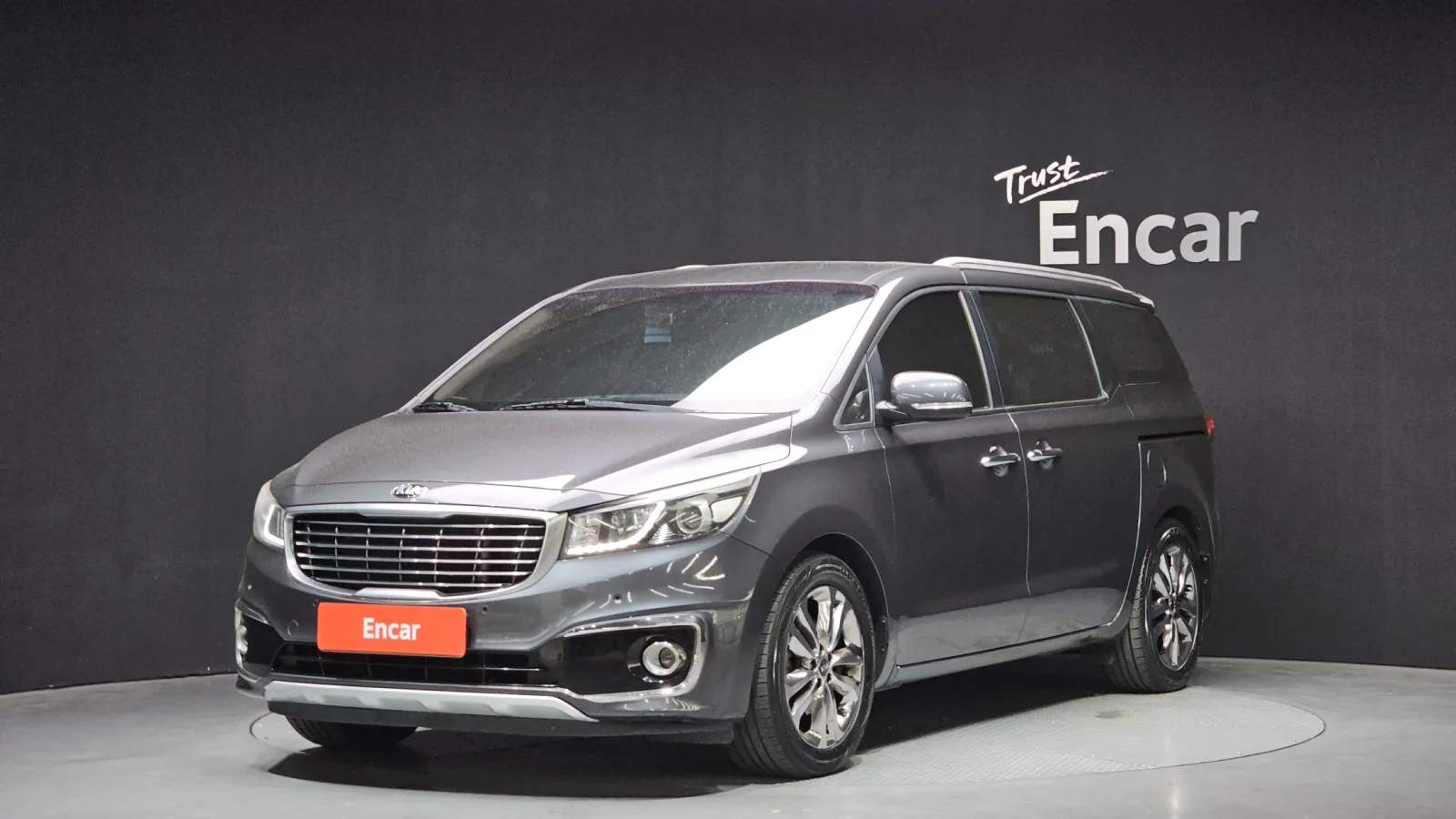 2015 Kia Carnival