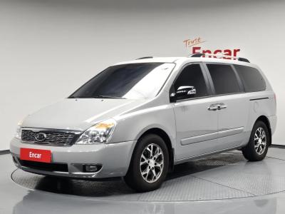 2014 Kia Carnival