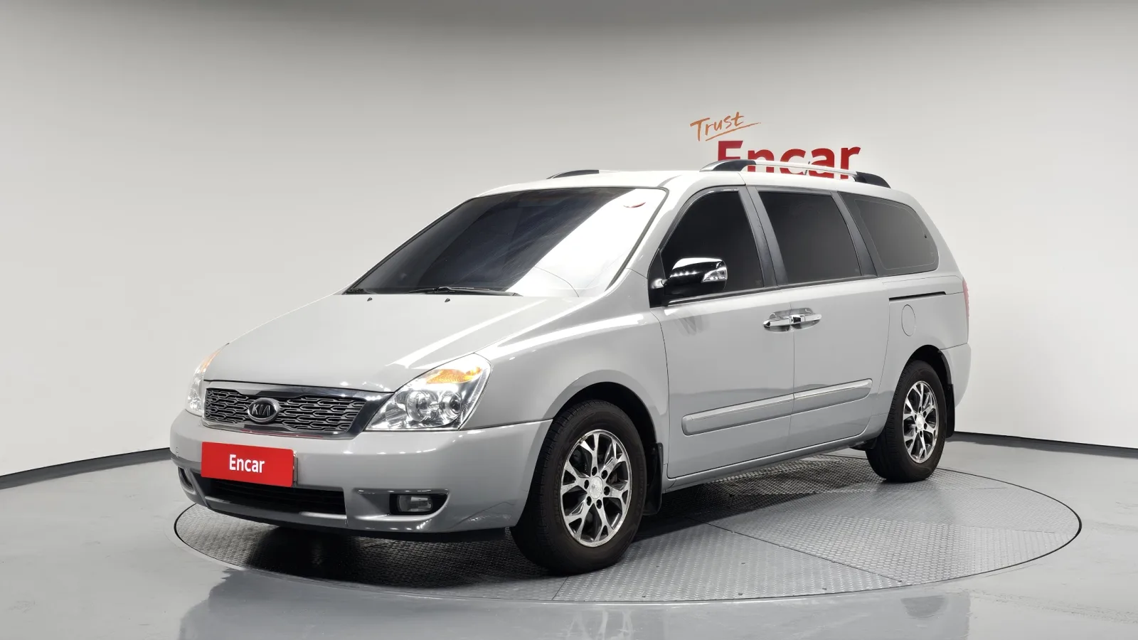 2014 Kia Carnival