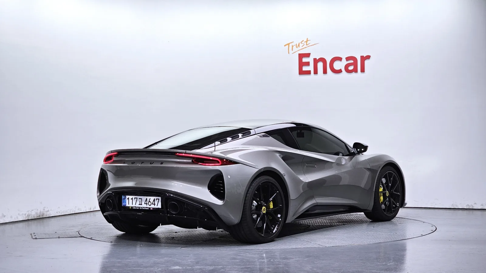 2025 Lotus Emira