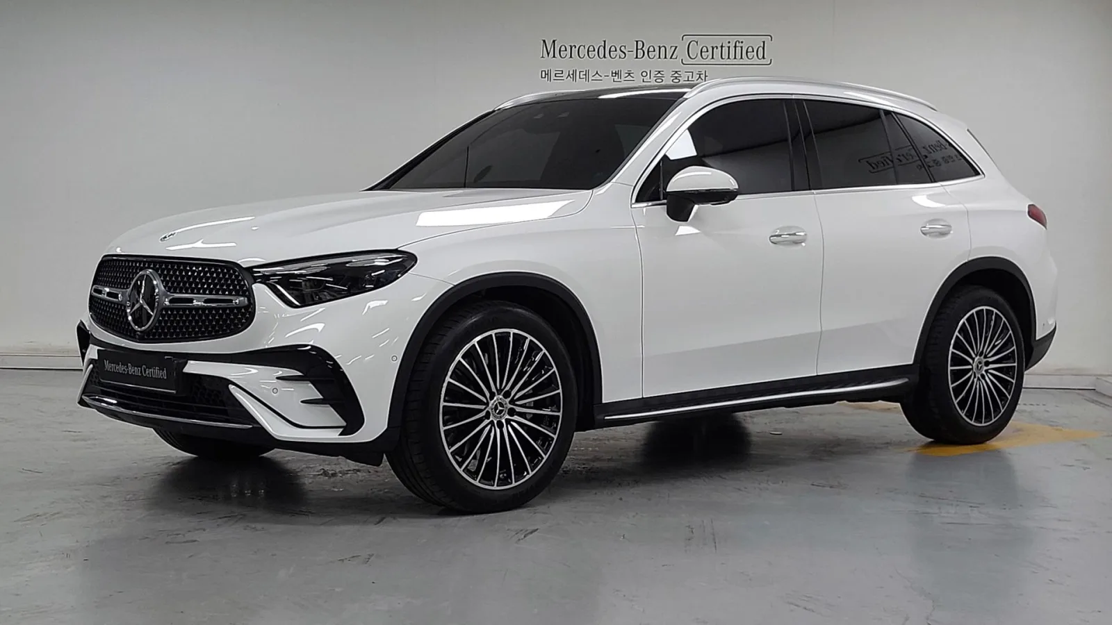 2025 Mercedes-Benz GLC-Class