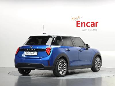 Mini Cooper 2025