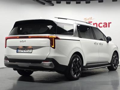 2025 Kia Carnival