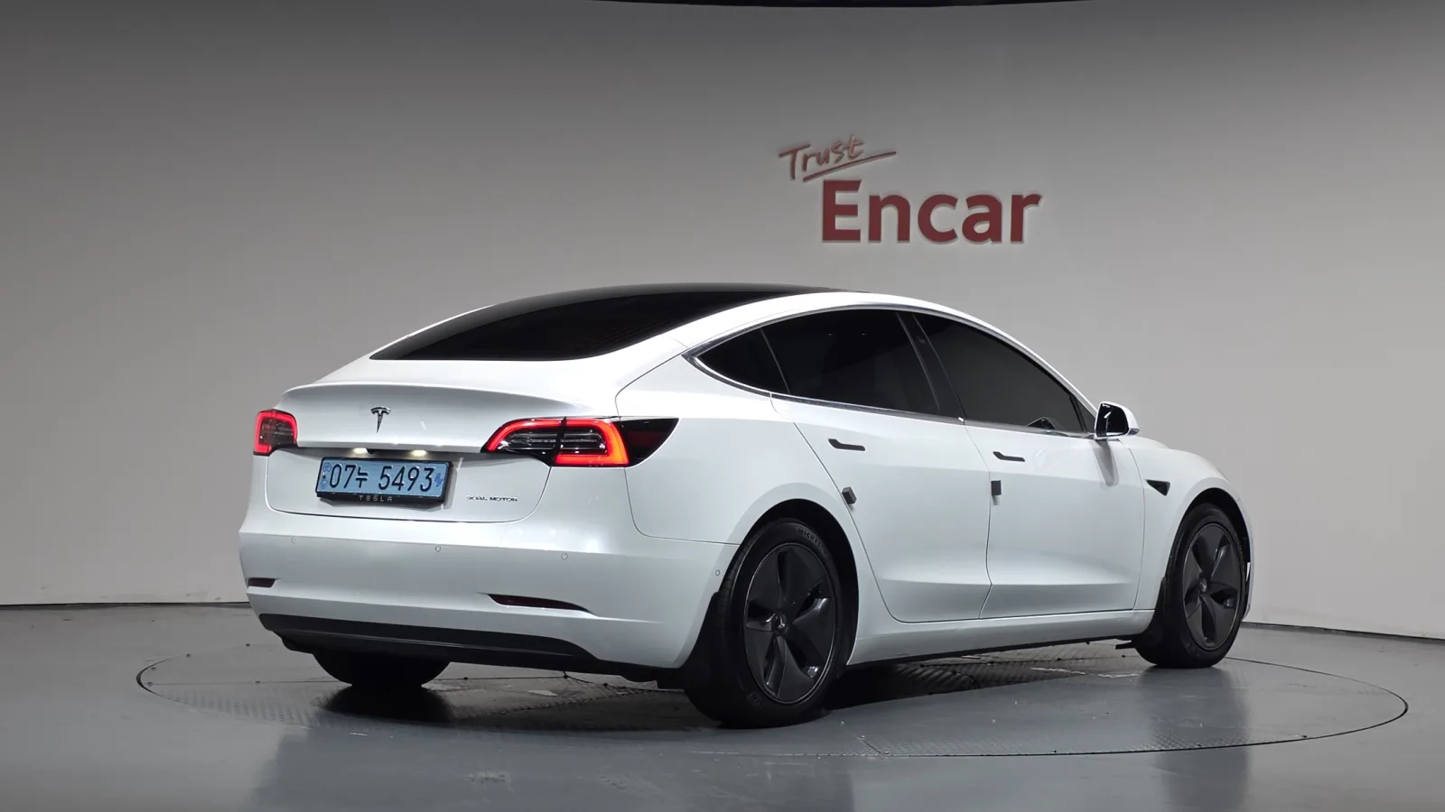 2020 Tesla Model 3