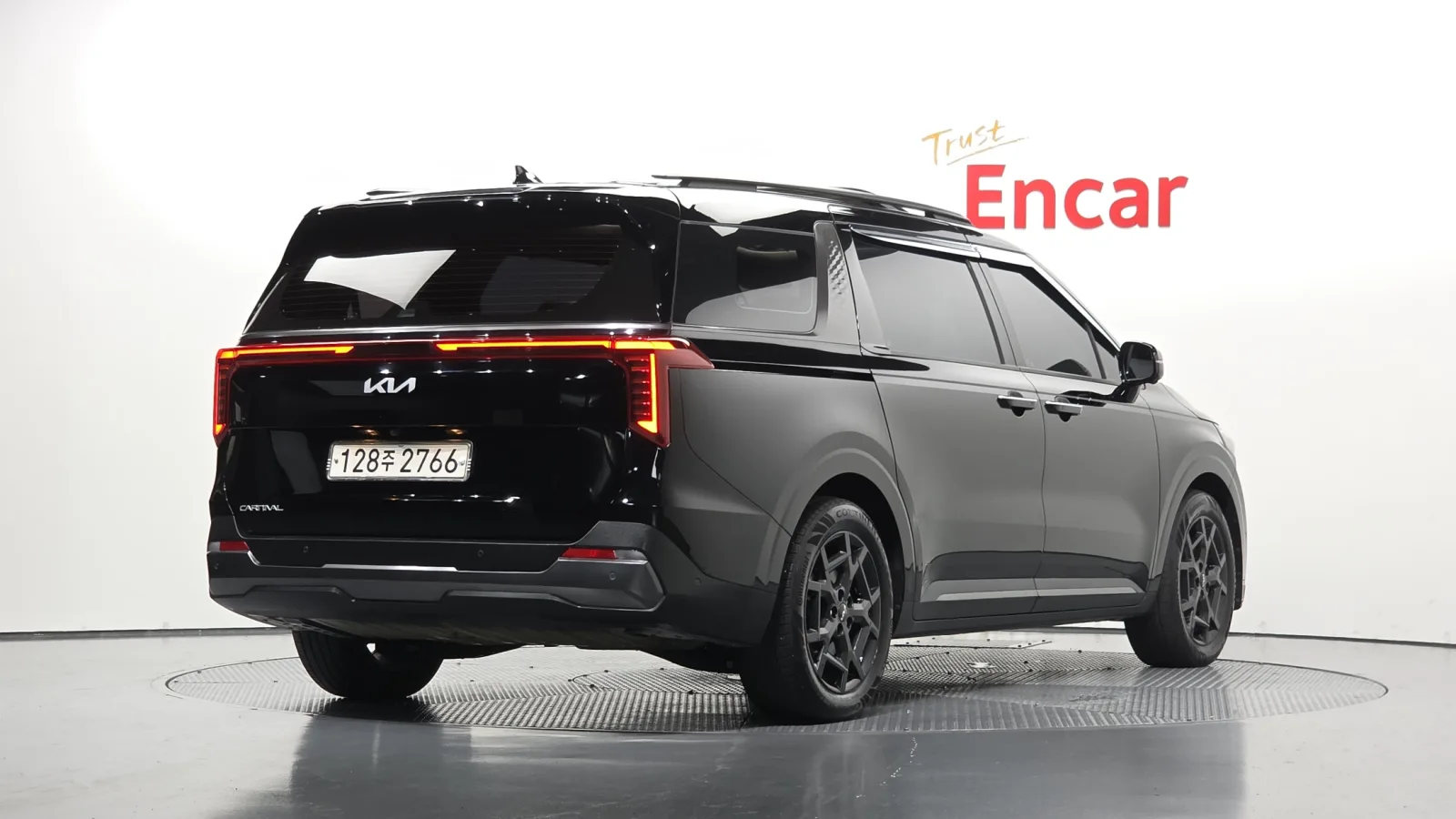 2025 Kia Carnival