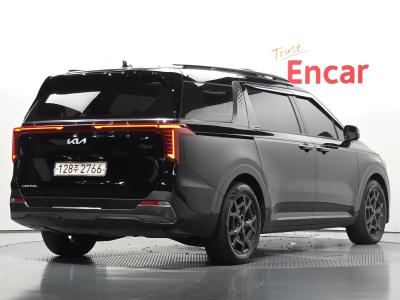 2025 Kia Carnival
