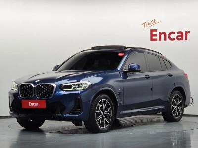 2022 BMW X4