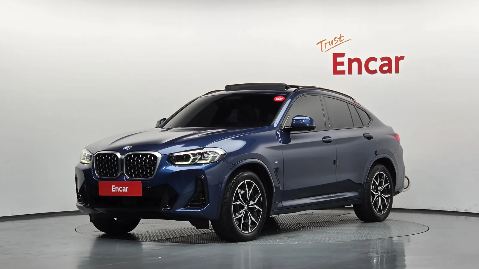 2022 BMW X4