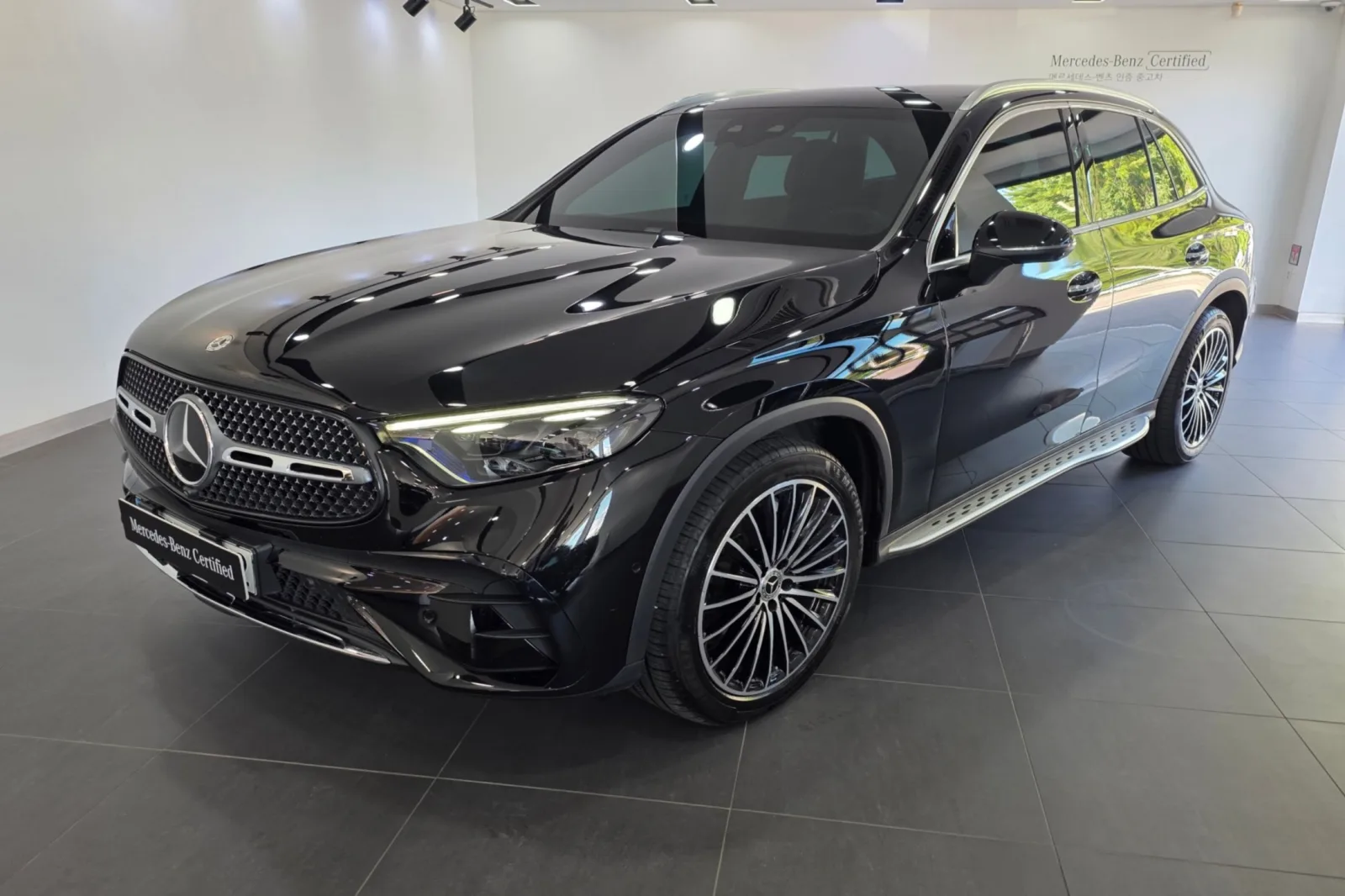 2024 Mercedes-Benz GLC-Class
