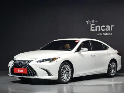 2022 Lexus ES