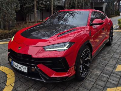 2023 Lamborghini Urus