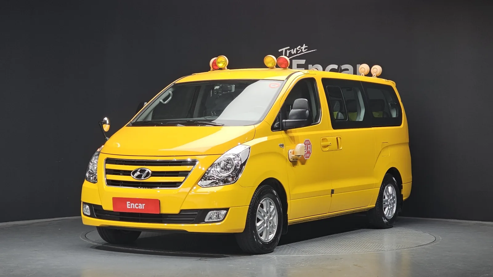 2018 Hyundai Starex