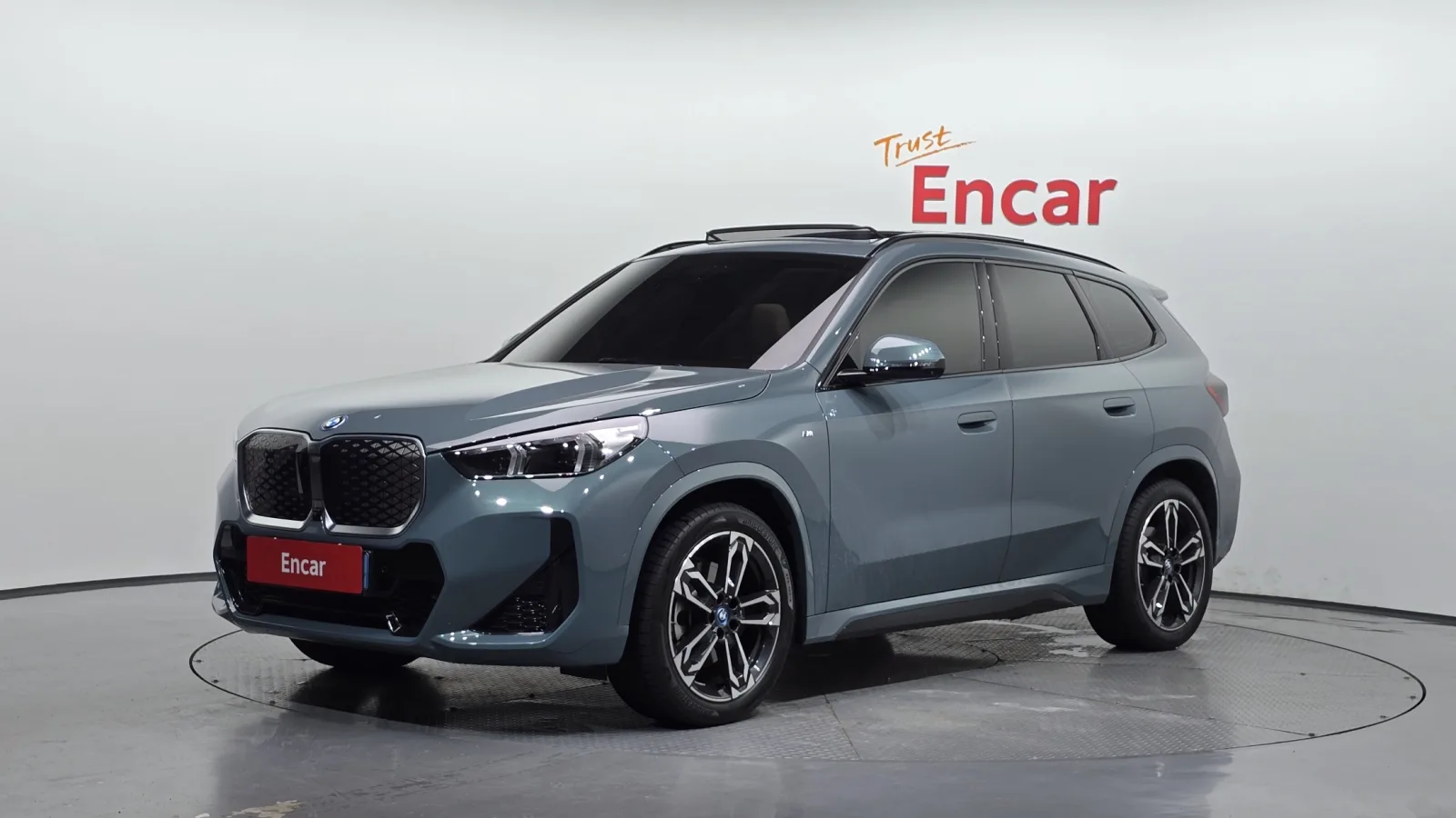 2024 BMW iX1
