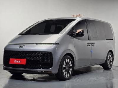 2023 Hyundai Staria