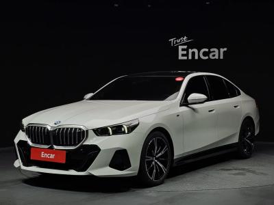 2025 BMW 5-Series