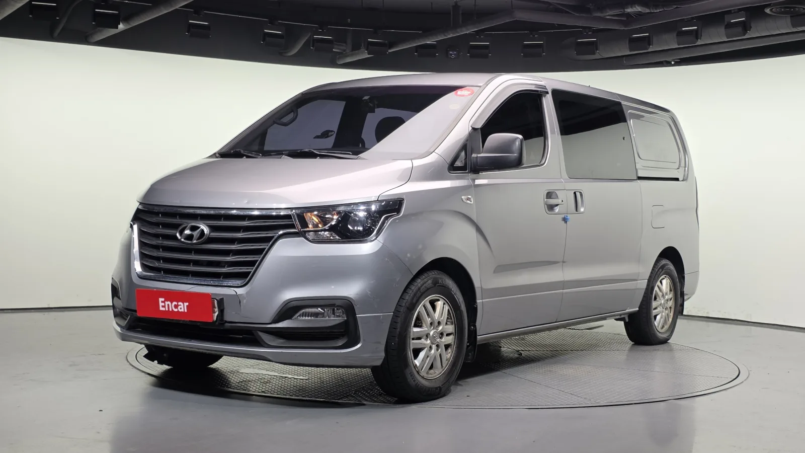2019 Hyundai Starex
