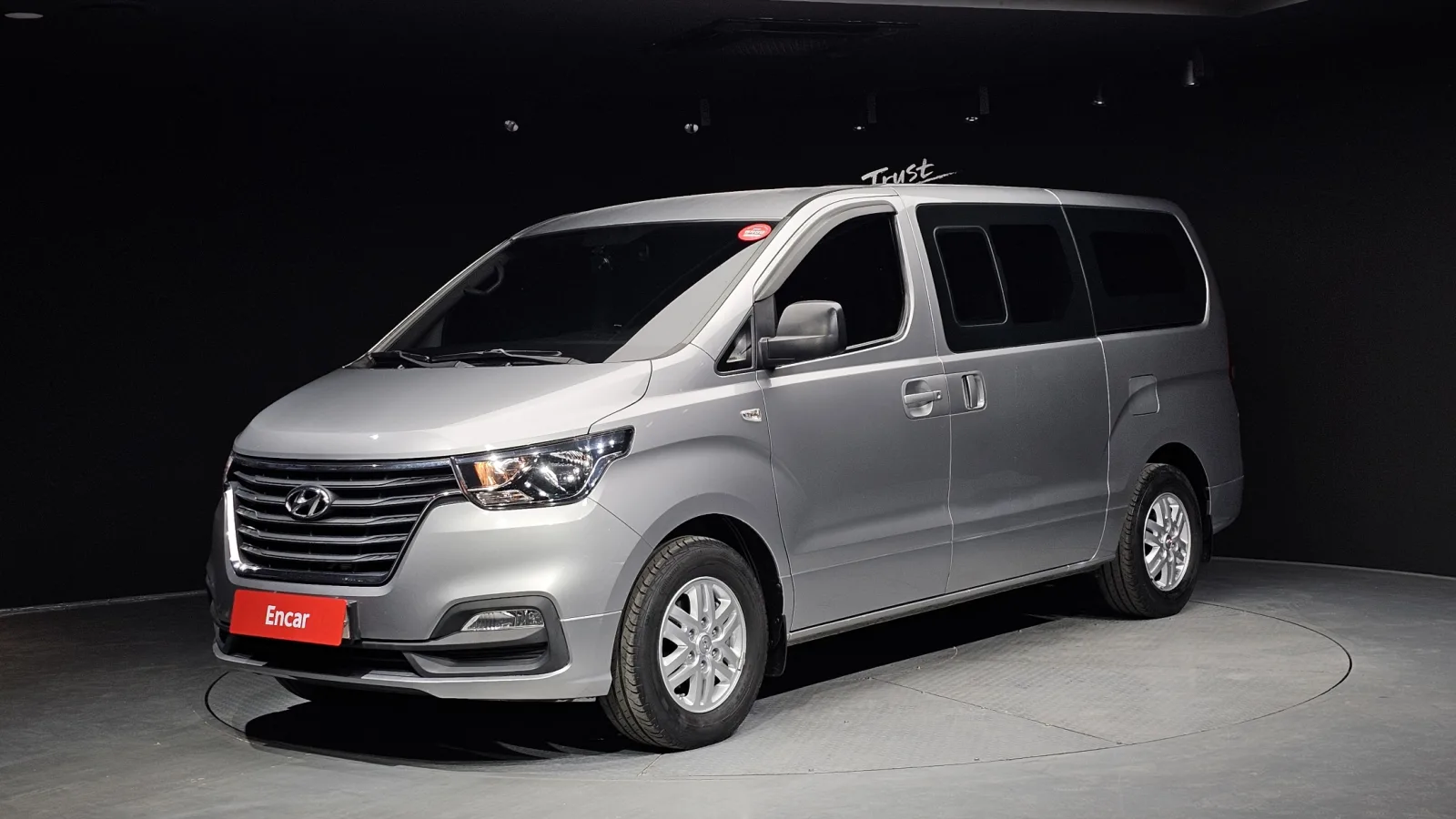 2019 Hyundai Starex