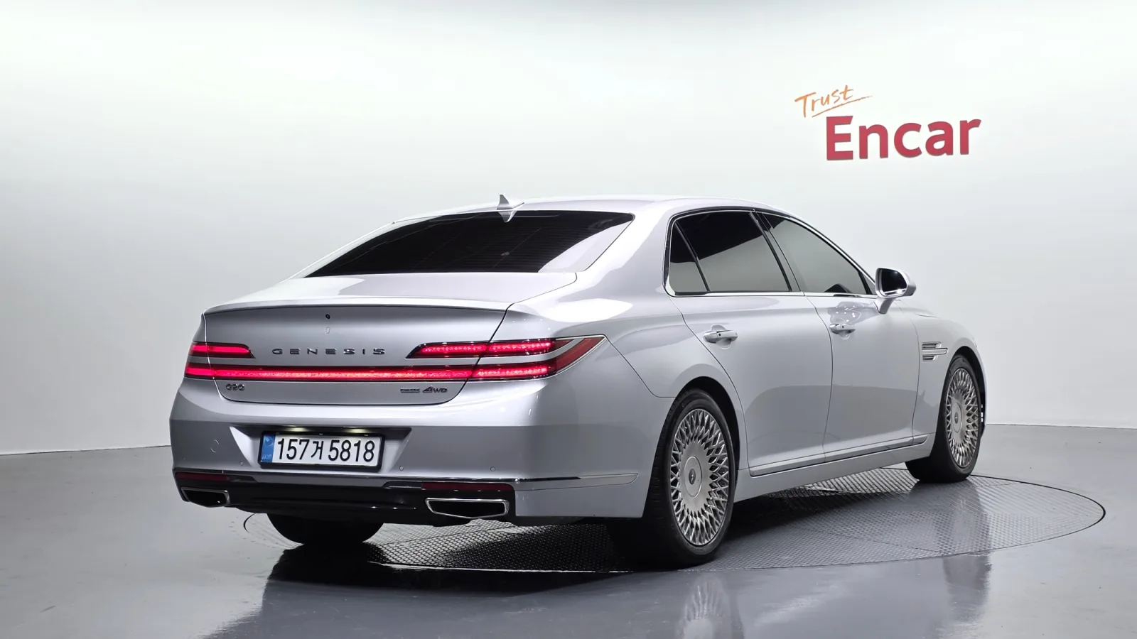 2019 Genesis G90