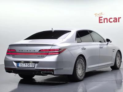2019 Genesis G90