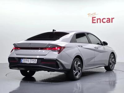 2024 Hyundai Elantra