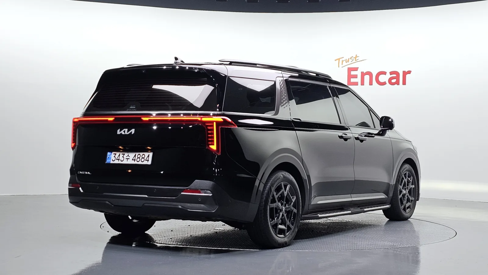 2025 Kia Carnival