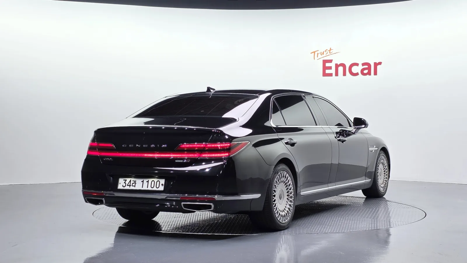 2019 Genesis G90