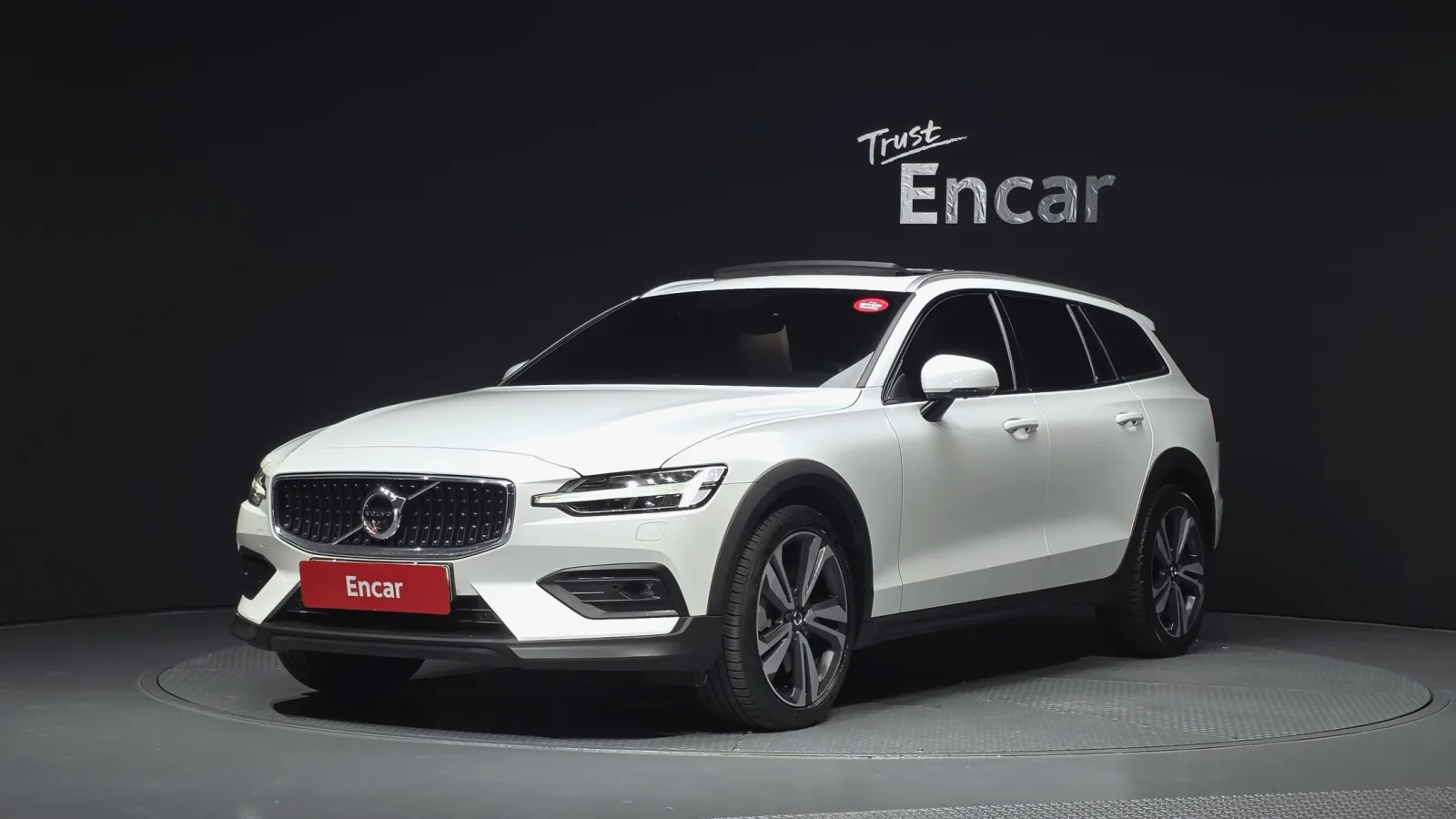 2020 Volvo V60