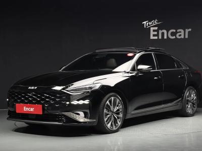 2022 Kia K8
